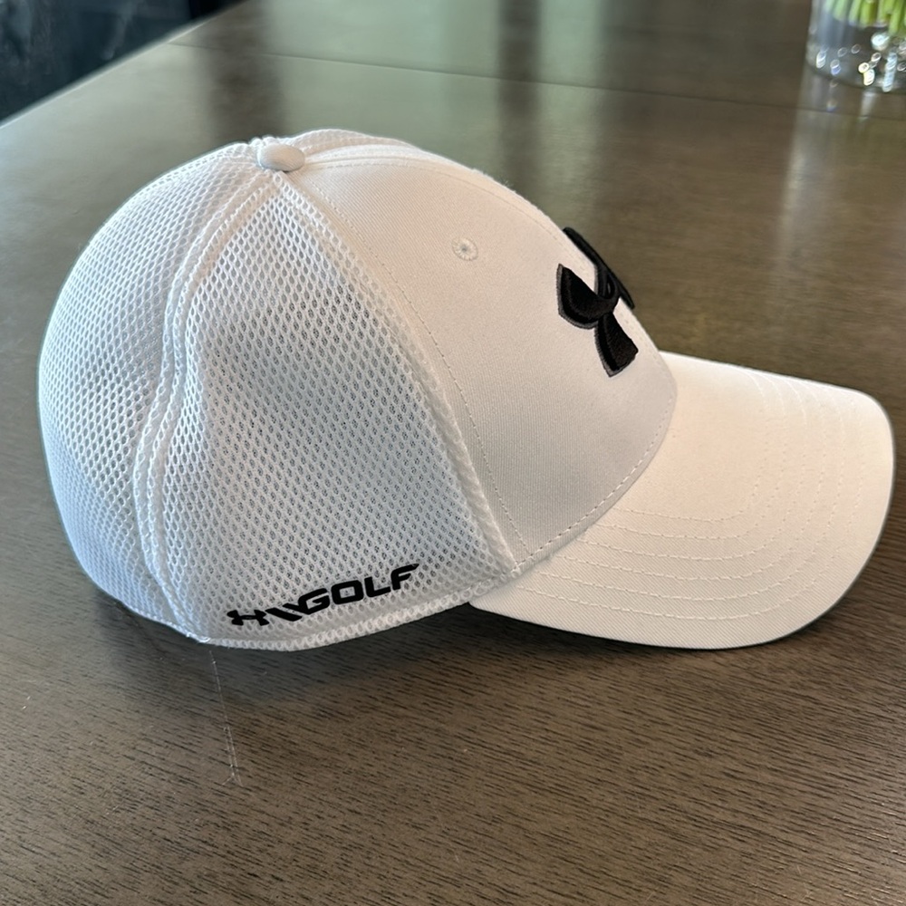 Men’s Under Armour Golf Hat - Picture 2 of 6